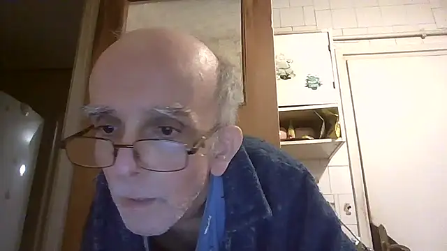 Snapshot of mariusica1@xh chatting on 28, 2, 2026 mariusica1xh online show from 28, 2, 2026