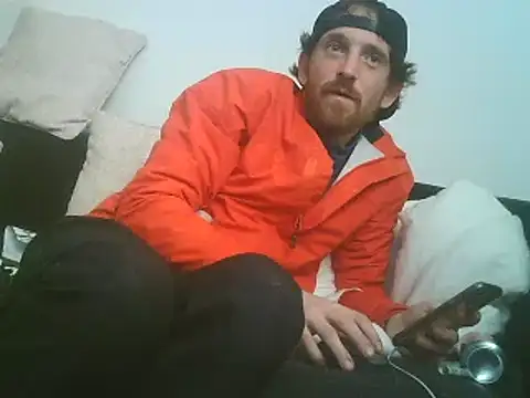 PocoLoco420 online show from 10, 9, 2025