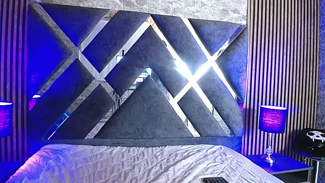 Snapshot of bellatrix25 chatting on 12, 12, 2024 bellatrix25 online show from 12, 12, 2024