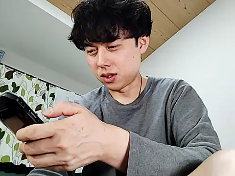 Snapshot of whitebriefboy chatting on 5, 3, 2025 whitebriefboy online show from 5, 3, 2025