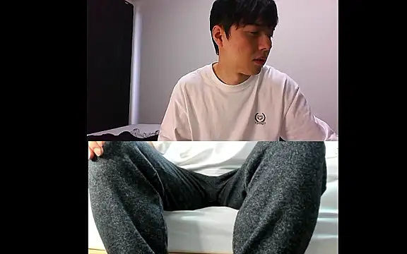 Snapshot of whitebriefboy chatting on 11, 11, 2025 whitebriefboy online show from 11, 11, 2025