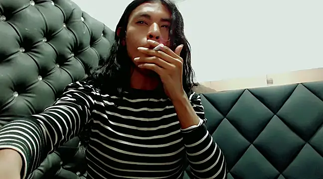 Snapshot of danna_veryhot_ chatting on 6, 3, 2025 danna veryhot online show from 6, 3, 2025