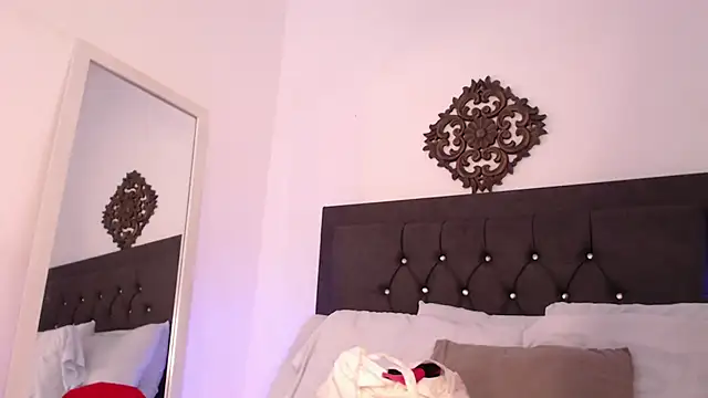 Snapshot of ebony_hot1 chatting on 5, 2, 2025 ebony hot1 online show from 5, 2, 2025