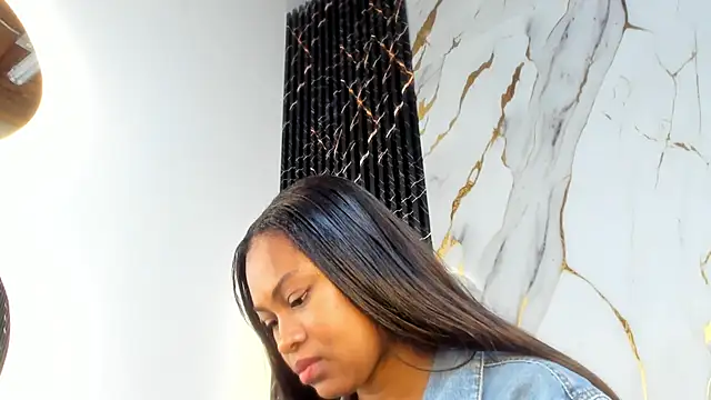 Snapshot of ebony_hot1 chatting on 2, 12, 2025 ebony hot1 online show from 2, 12, 2025