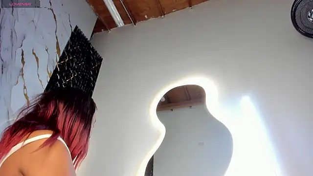 Snapshot of ebony_hot1 chatting on 17, 3, 2026 ebony hot1 online show from 17, 3, 2026