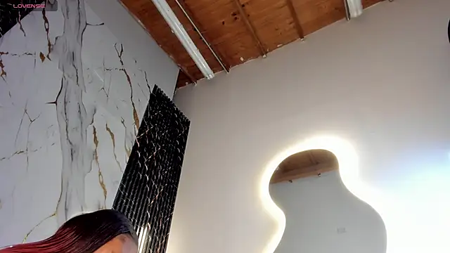 Snapshot of ebony_hot1 chatting on 31, 3, 2026 ebony hot1 online show from 31, 3, 2026