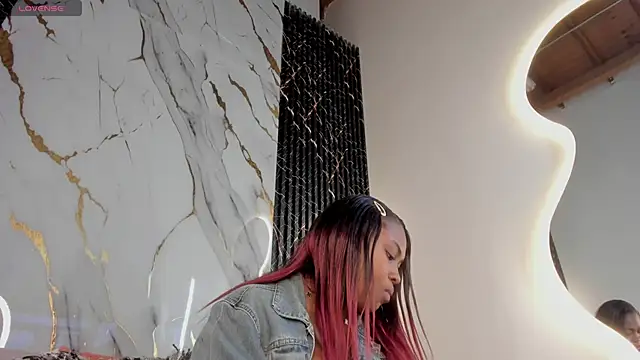 Snapshot of ebony_hot1 chatting on 9, 4, 2026 ebony hot1 online show from 9, 4, 2026