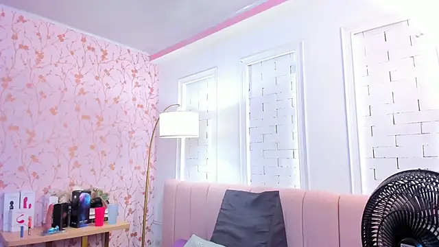 amber-hill online show from 16, 9, 2025