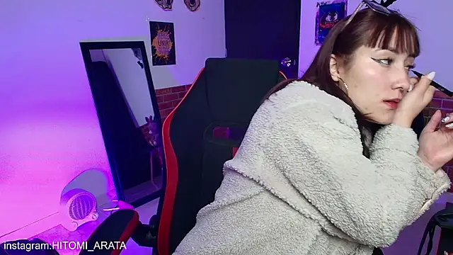 hitomi arata online show from 19, 1, 2026