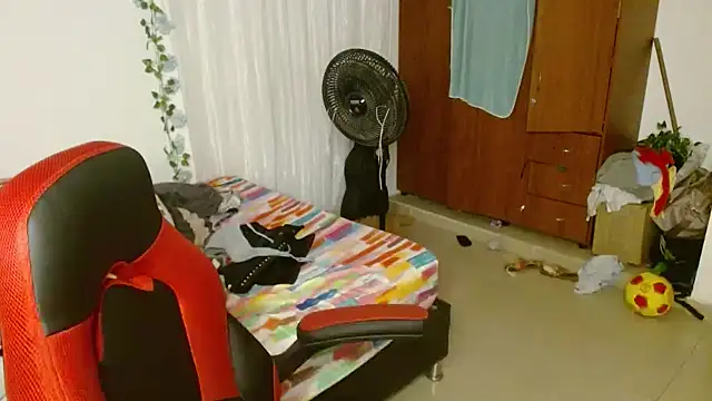 helenca43 online show from 27, 2, 2026