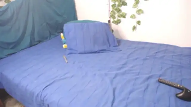 Snapshot of DominaLeona chatting on 19, 10, 2025 DominaLeona online show from 19, 10, 2025