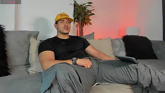 lucasanto  online show from 1, 2, 2025