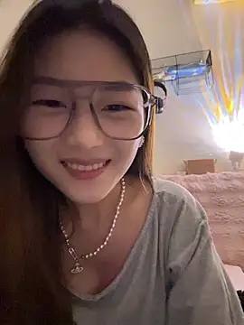 Sweet-Angel999 online show from 5, 2, 2026