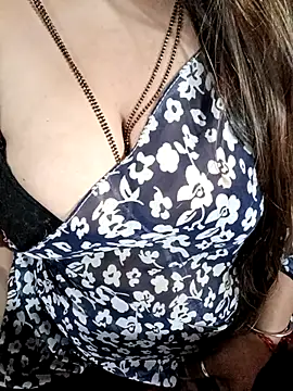 Snapshot of Beautyy38 chatting on 24, 2, 2026 Beautyy38 online show from 24, 2, 2026