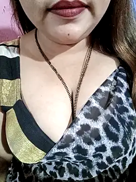 Snapshot of Beautyy38 chatting on 8, 3, 2026 Beautyy38 online show from 8, 3, 2026