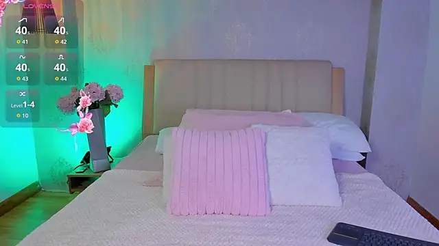 CamilleLynn online show from 11, 9, 2025