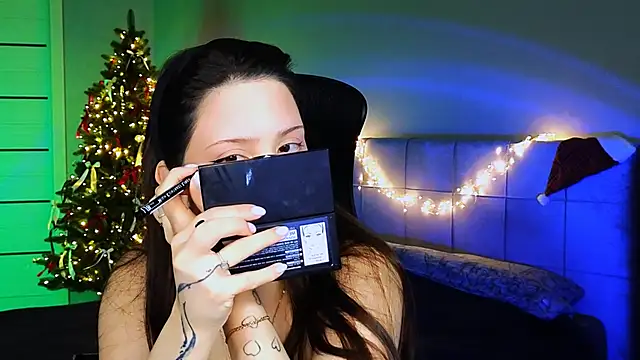 Stacy Gonzales  online show from 9, 1, 2025