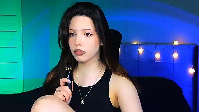 Stacy Gonzales  online show from 16, 3, 2025