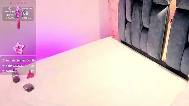 Snapshot of RoseTaylor__ chatting on 14, 2, 2025 RoseTaylor online show from 14, 2, 2025