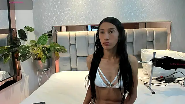 Snapshot of RoseTaylor__ chatting on 17, 10, 2025 RoseTaylor online show from 17, 10, 2025