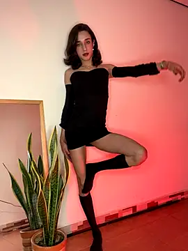 Goddivaa online show from 7, 12, 2024