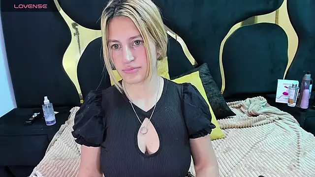 GiaRoussel online show from 25, 2, 2026