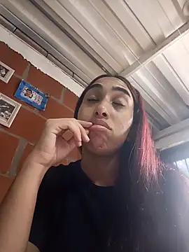 Snapshot of ifeelverywet_andhot chatting on 24, 9, 2025 ifeelverywet andhot online show from 24, 9, 2025