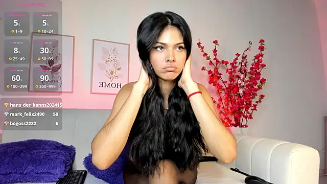 Snapshot of aisha_sakina chatting on 3, 12, 2024 aisha sakina online show from 3, 12, 2024