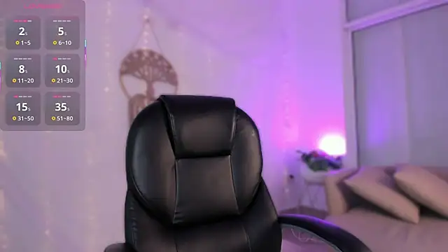 Snapshot of aisha_sakina chatting on 28, 9, 2025 aisha sakina online show from 28, 9, 2025