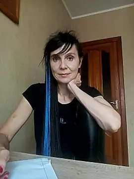 Francenia lolis online show from 10, 10, 2025