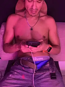 Snapshot of thesummerboy chatting on 6, 12, 2024 thesummerboy online show from 6, 12, 2024