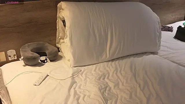 clementinena online show from 14, 3, 2025