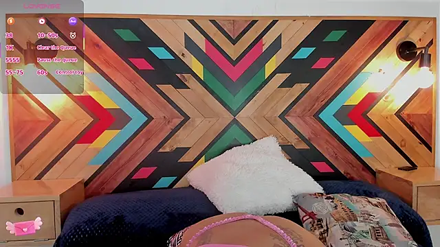 Snapshot of NaiirobiSwan chatting on 15, 11, 2025 NaiirobiSwan online show from 15, 11, 2025