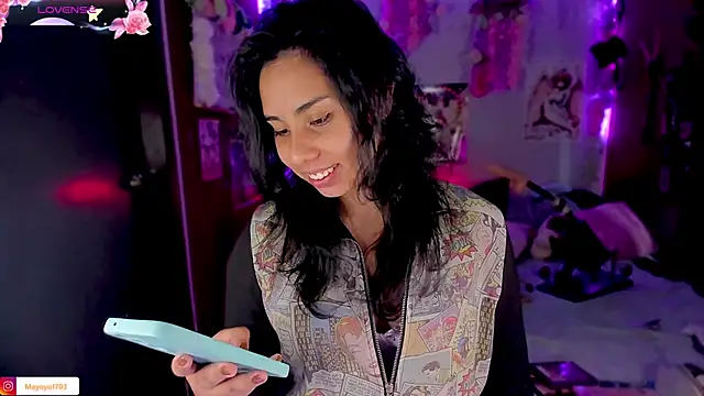 Snapshot of kiki_cavilll chatting on 18, 3, 2025 kiki cavilll online show from 18, 3, 2025