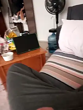 keremcim online show from 10, 4, 2026