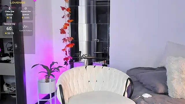 sammanthalove online show from 12, 11, 2025