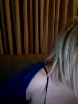 Snapshot of cansuozell chatting on 24, 5, 2026 cansuozell online show from 24, 5, 2026