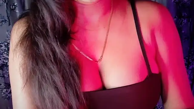 Snapshot of SexyAndHottie chatting on 30, 4, 2026 SexyAndHottie online show from 30, 4, 2026