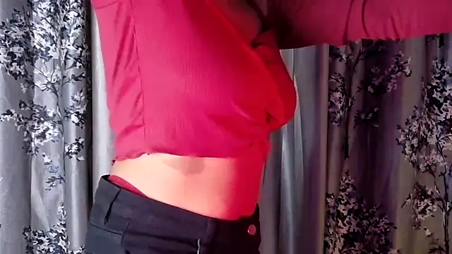 Snapshot of SexyAndHottie chatting on 28, 6, 2026 SexyAndHottie online show from 28, 6, 2026