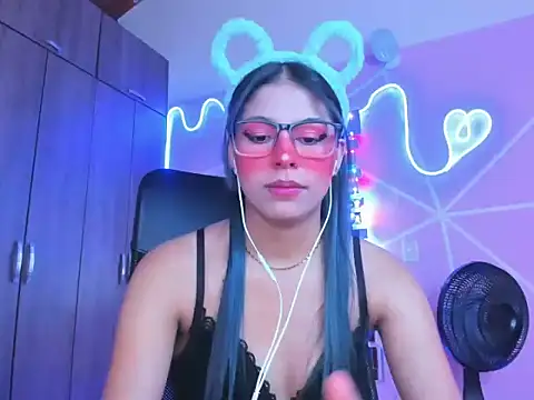  ALLYSON18  online show from 2, 2, 2025