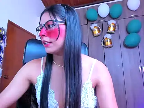  ALLYSON18  online show from 3, 10, 2025