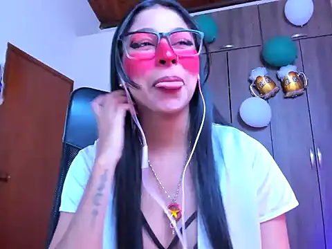  ALLYSON18  online show from 4, 10, 2025