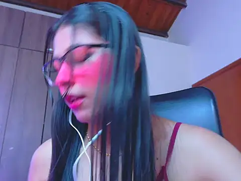  ALLYSON18  online show from 5, 3, 2026