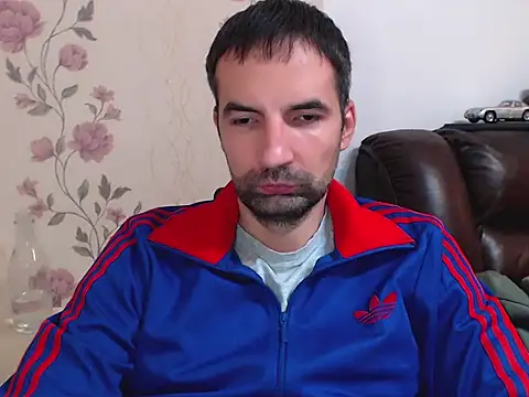 Snapshot of Leo_1617 chatting on 15, 11, 2025 Leo 1617 online show from 15, 11, 2025