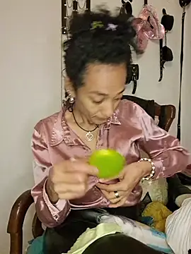 Snapshot of SamaraMartinez chatting on 23, 4, 2026 SamaraMartinez online show from 23, 4, 2026