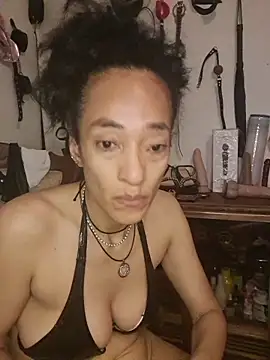 Snapshot of SamaraMartinez chatting on 5, 5, 2026 SamaraMartinez online show from 5, 5, 2026
