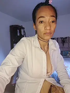 Snapshot of SamaraMartinez chatting on 4, 6, 2026 SamaraMartinez online show from 4, 6, 2026