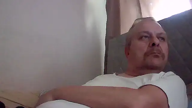 Snapshot of amylrmm1903 chatting on 21, 9, 2025 amylrmm1903 online show from 21, 9, 2025