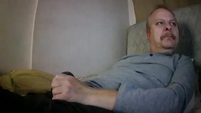 Snapshot of amylrmm1903 chatting on 19, 11, 2025 amylrmm1903 online show from 19, 11, 2025