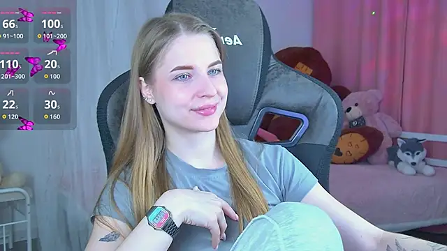 CuteMousee online show from 11, 9, 2025